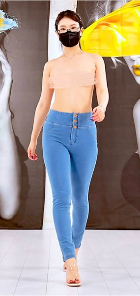 山庄VIP 小圈子内部秀 小若走秀合集 4v-2.10G