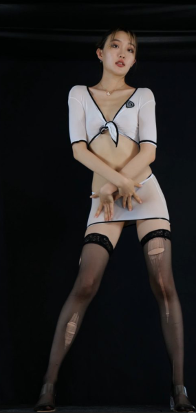 黑girl馨予4期28v4.91g