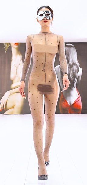 日月 小雯 小圈子内部秀高级流出版 2V 3.14G